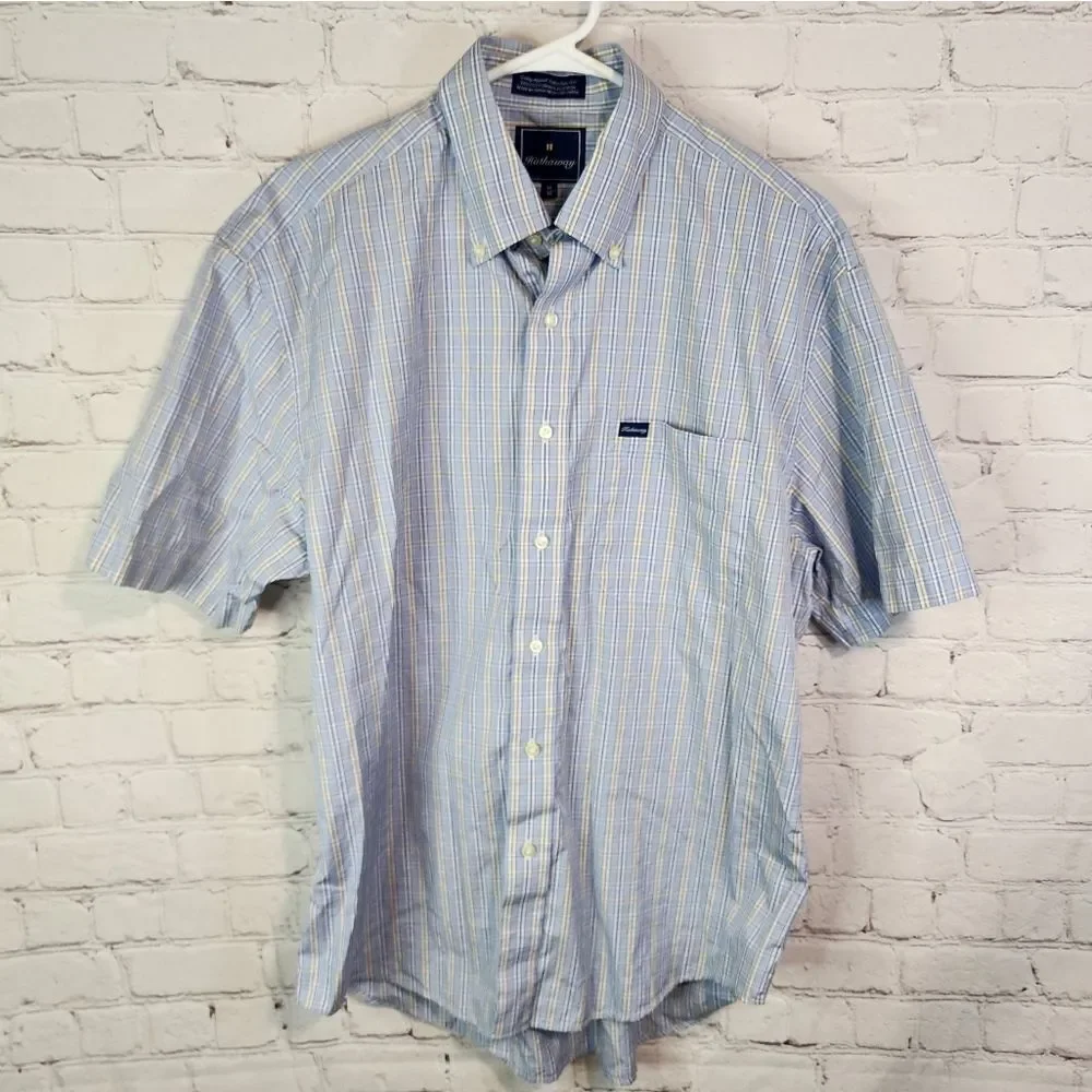 Men's Hathaway button-down shirt, size Medium